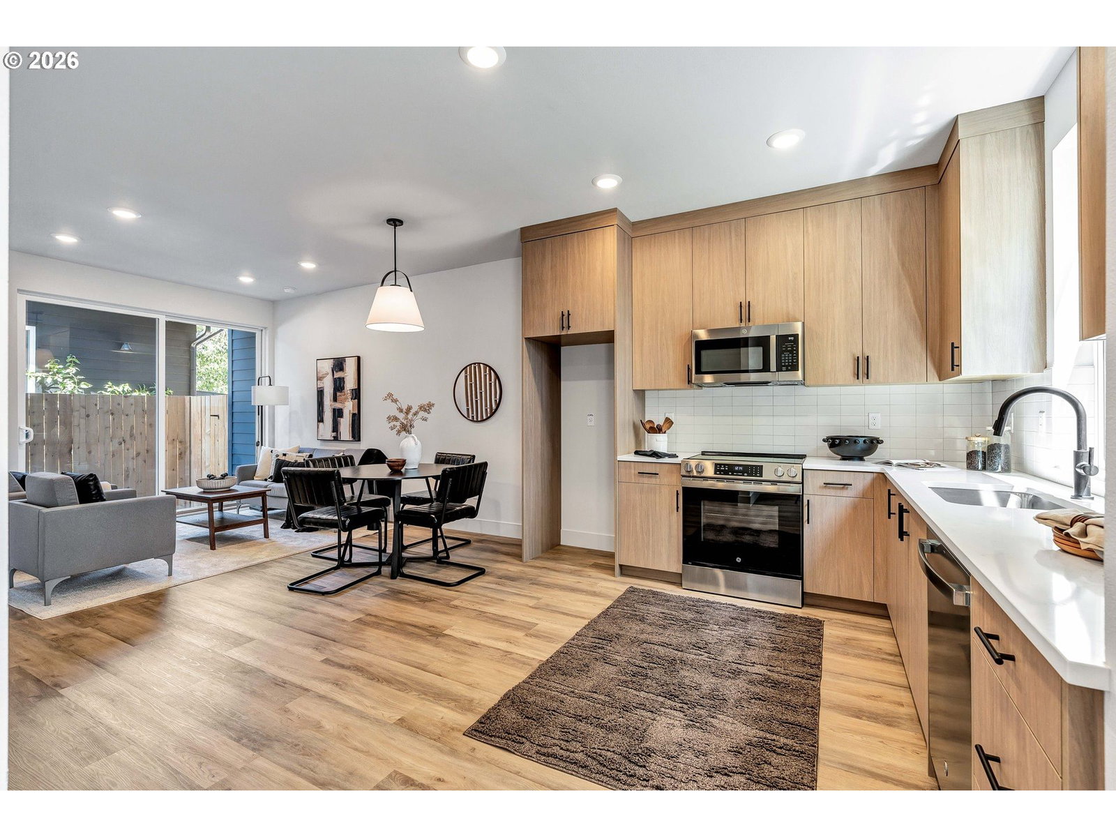 Listing photo 5 of 31, 2381 SE 45TH AVE, Portland, OR, 97215