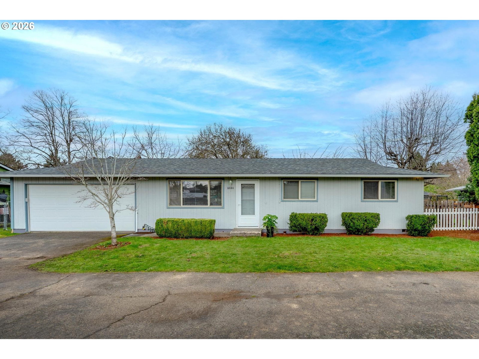 Primary listing photo, 6844 SE 92nd AVE, Portland, OR, 97266