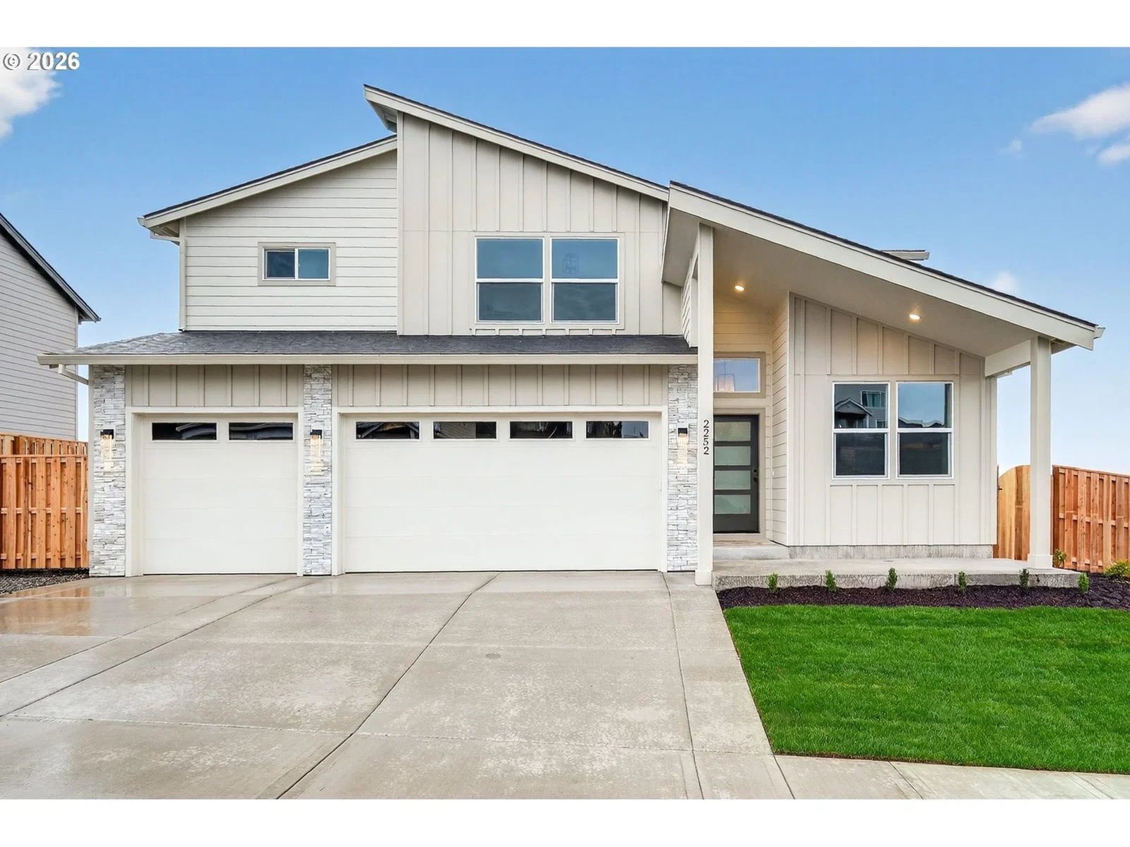 2039 E OTTER LOOP