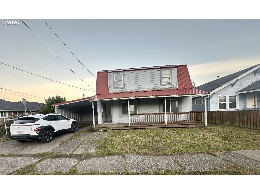 Primary listing photo, 302 S 10TH ST, Coos Bay, OR, 97420