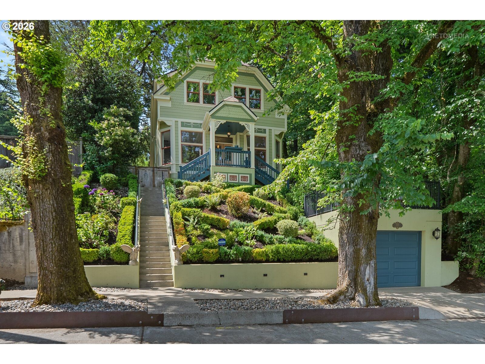 Primary listing photo, 2104 SW SPRING ST, Portland, OR, 97201
