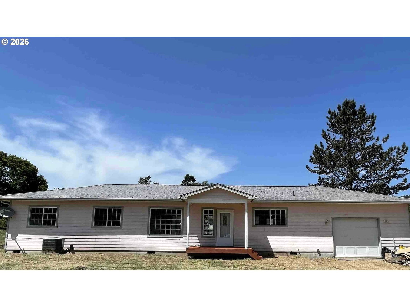 Listing photo 1 of 6