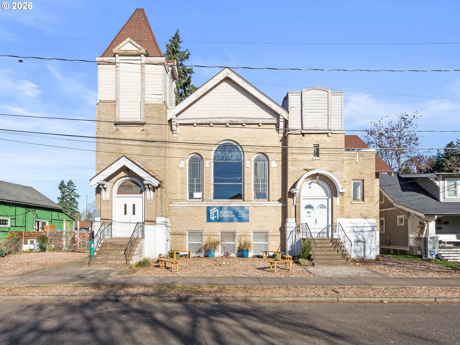 Primary listing photo, 7119 SE KNIGHT ST, Portland, OR, 97206