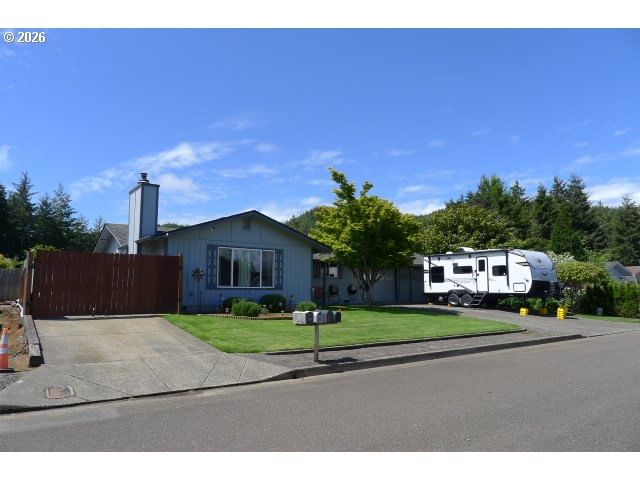Primary listing photo, 412 CAMELLIA CT, Reedsport, OR, 97467