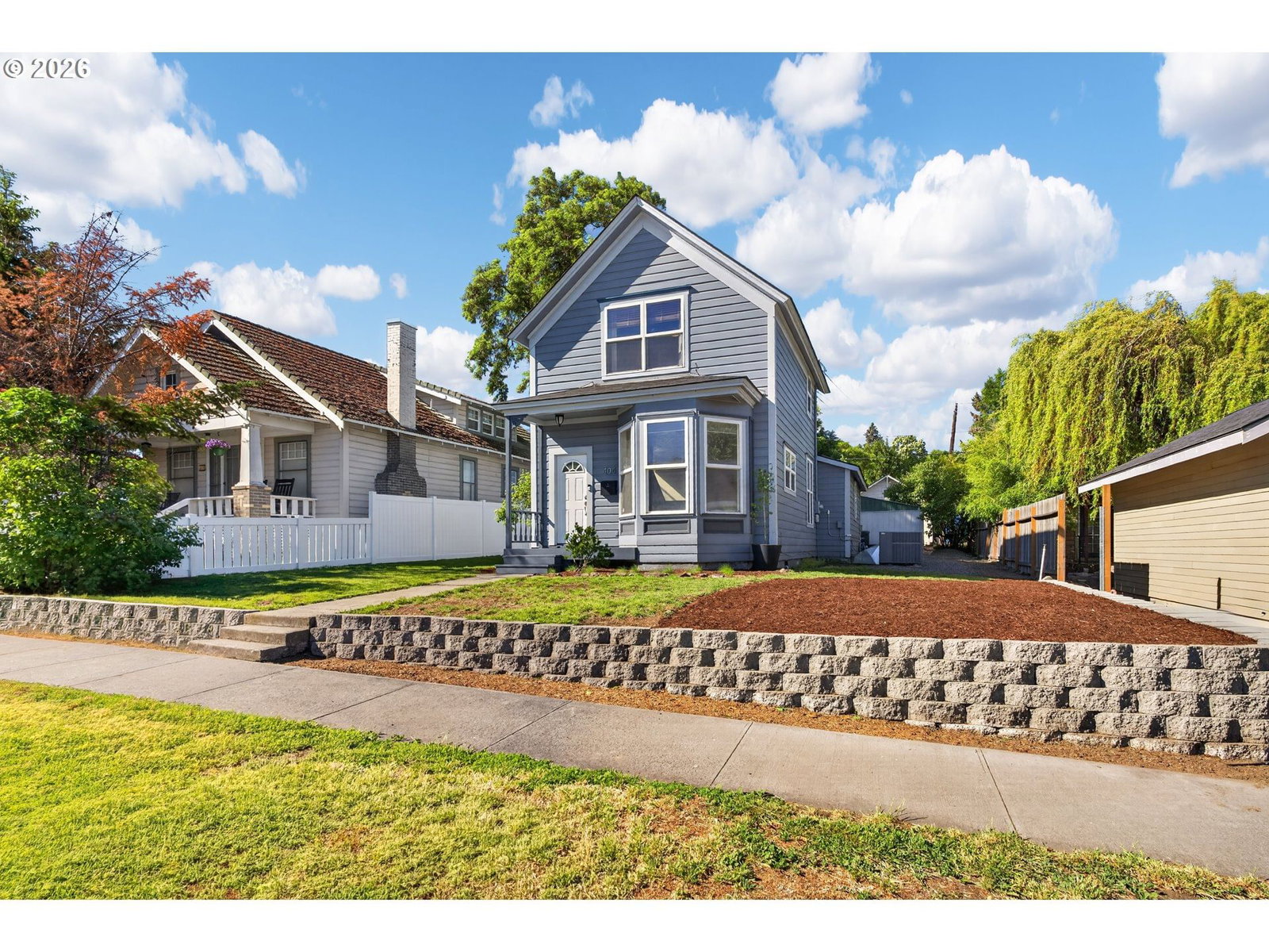 Primary listing photo, 404 W 9TH ST, The Dalles, OR, 97058