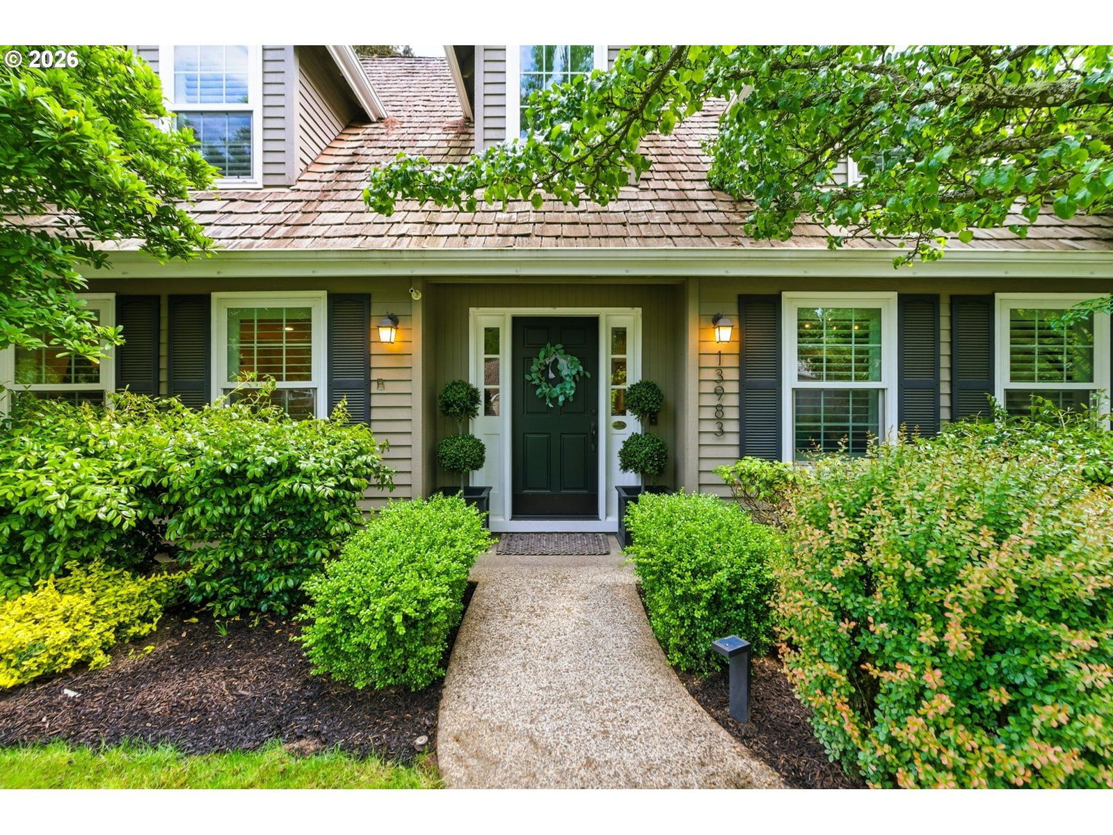 Listing photo 4 of 48, 13983 WESTCOTT CT, Lake Oswego, OR, 97035