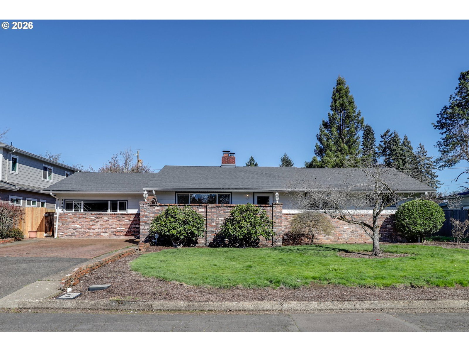 Primary listing photo, 1943 MONTEREY LN, Eugene, OR, 97401