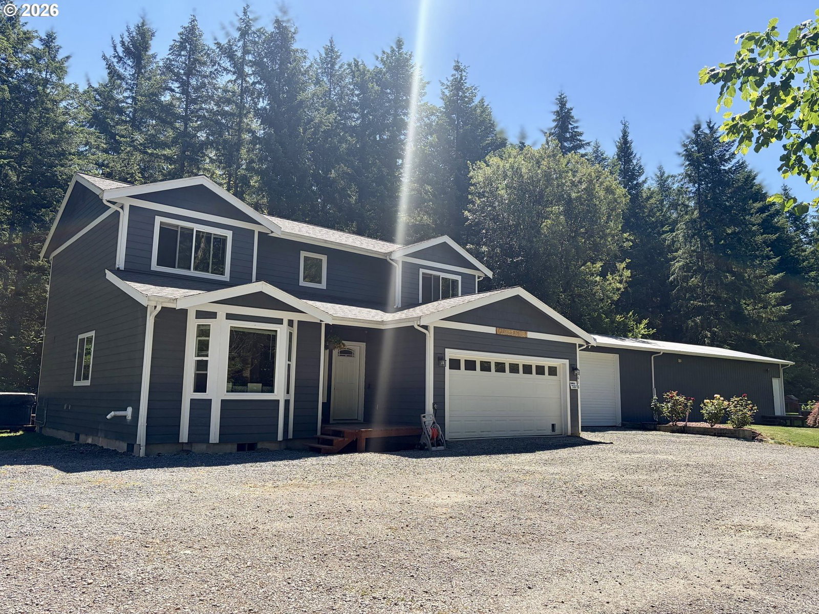 Listing photo 1 of 6