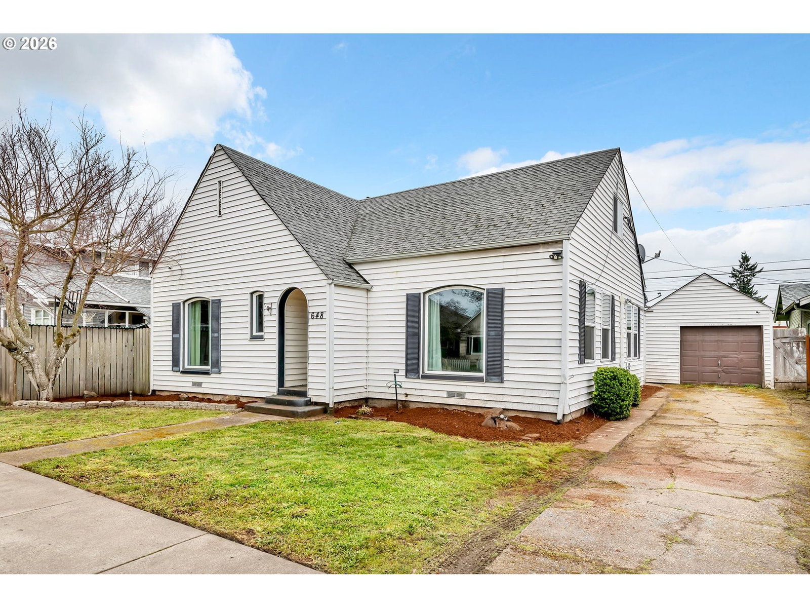 Primary listing photo, 648 JUNIPER ST, Junction City, OR, 97448