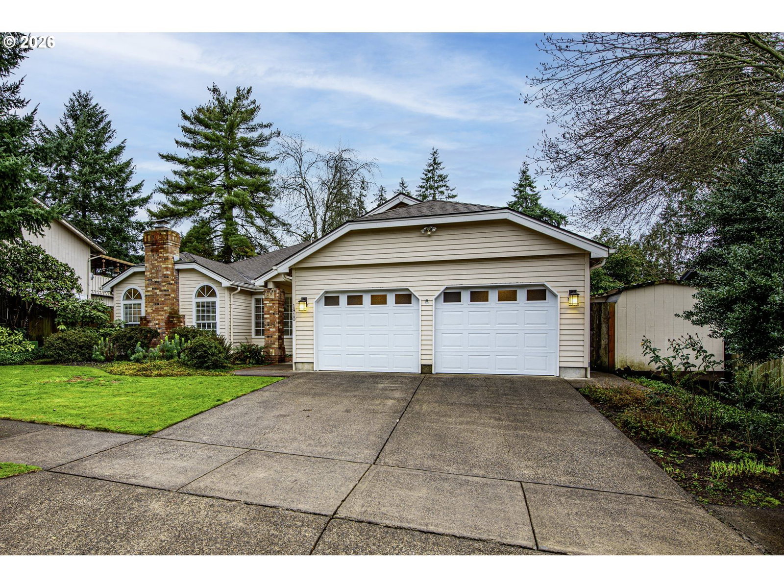 Primary listing photo, 1810 HAPPY LN, Eugene, OR, 97401