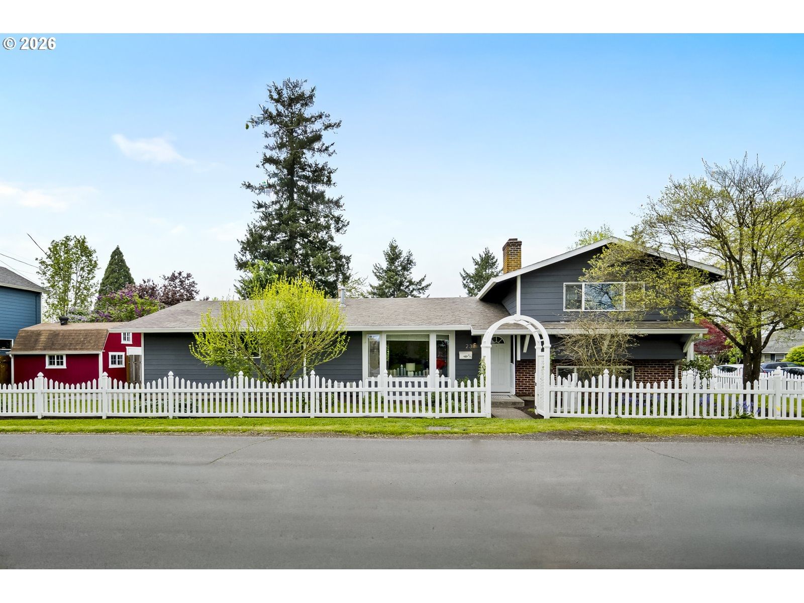 Primary listing photo, 231 NE 90TH AVE, Portland, OR, 97220
