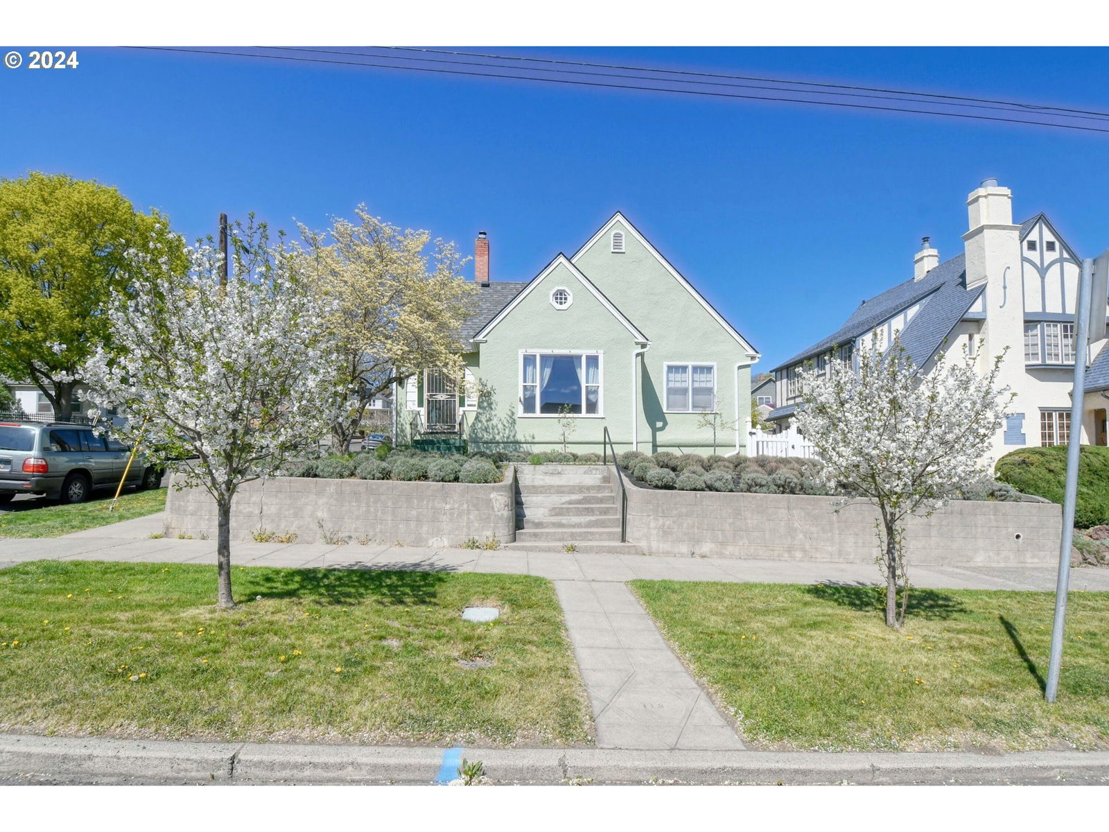 Primary listing photo, 215 NW DESPAIN AVE, Pendleton, OR, 97801