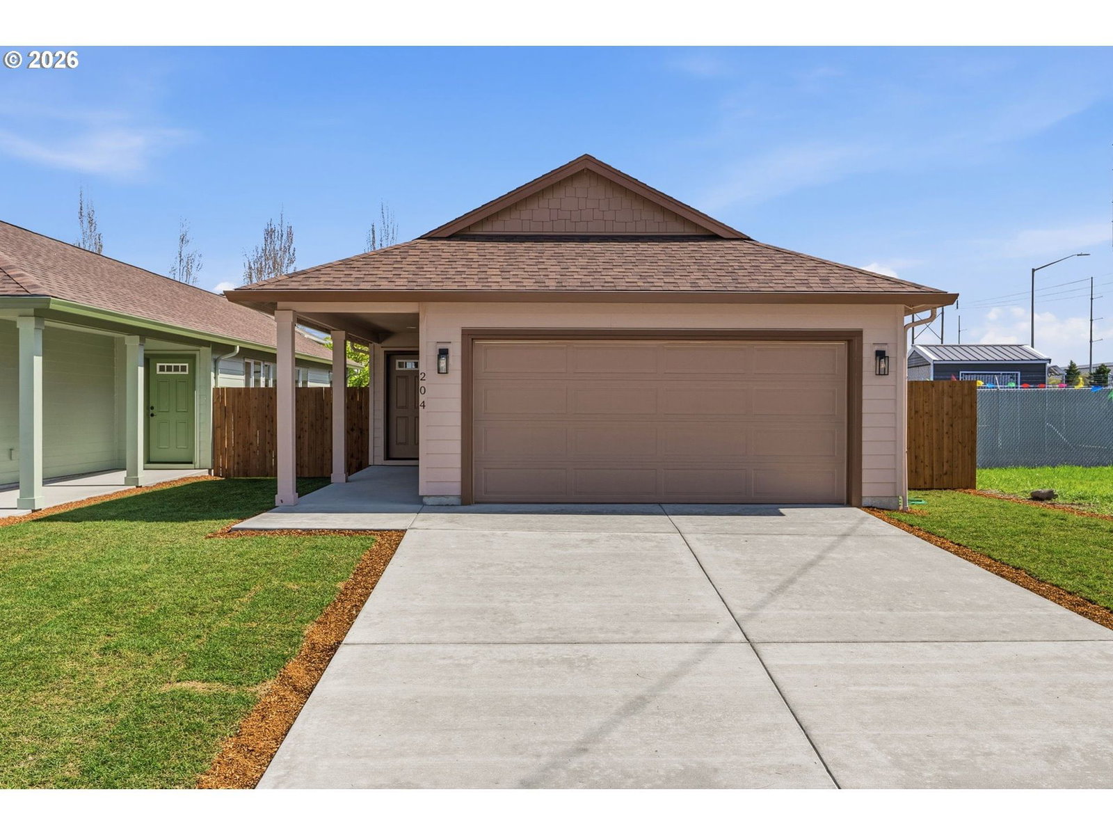 Primary listing photo, 204 Douglas ST, Longview, WA, 98632