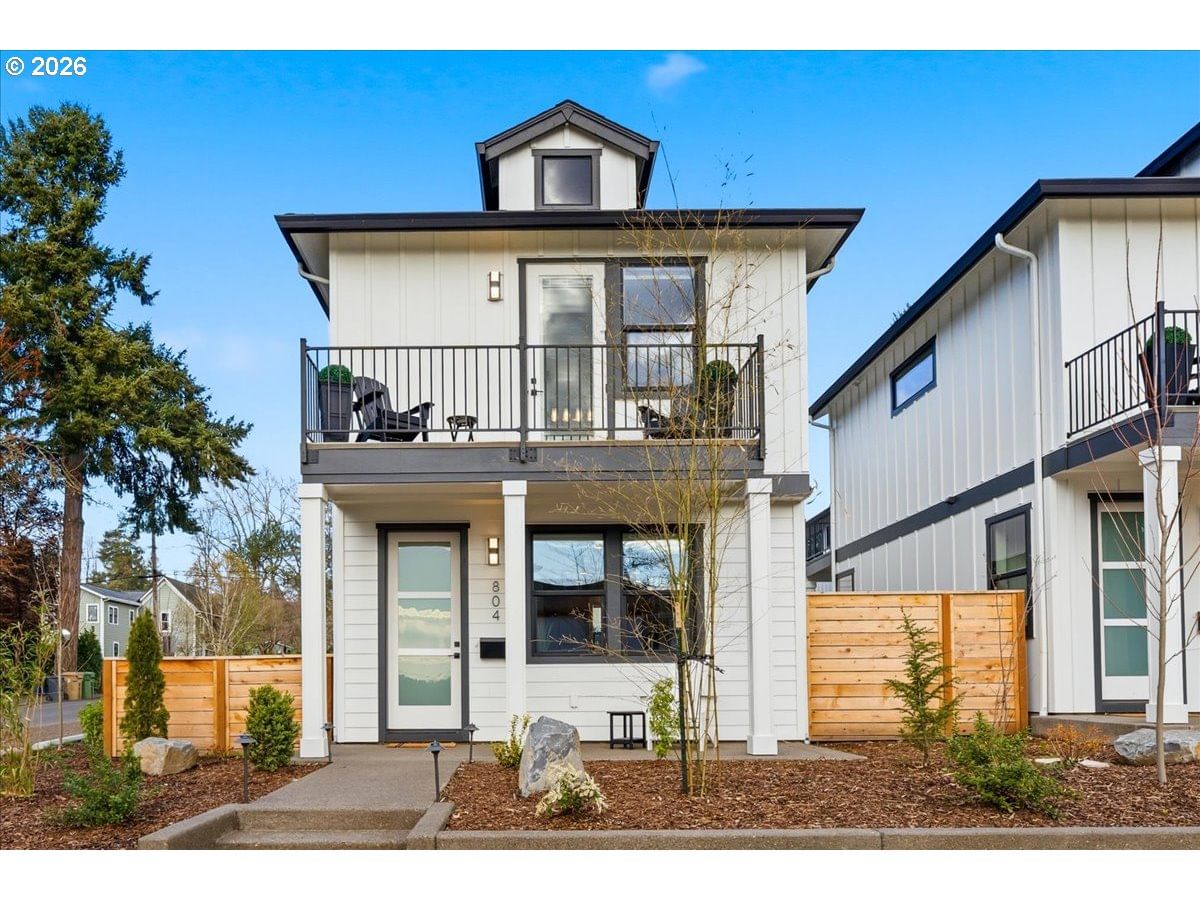 804 3rd AVE #C1