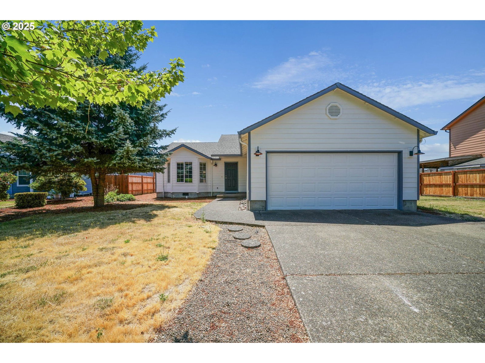 Primary listing photo, 1033 E ST, Independence, OR, 97351