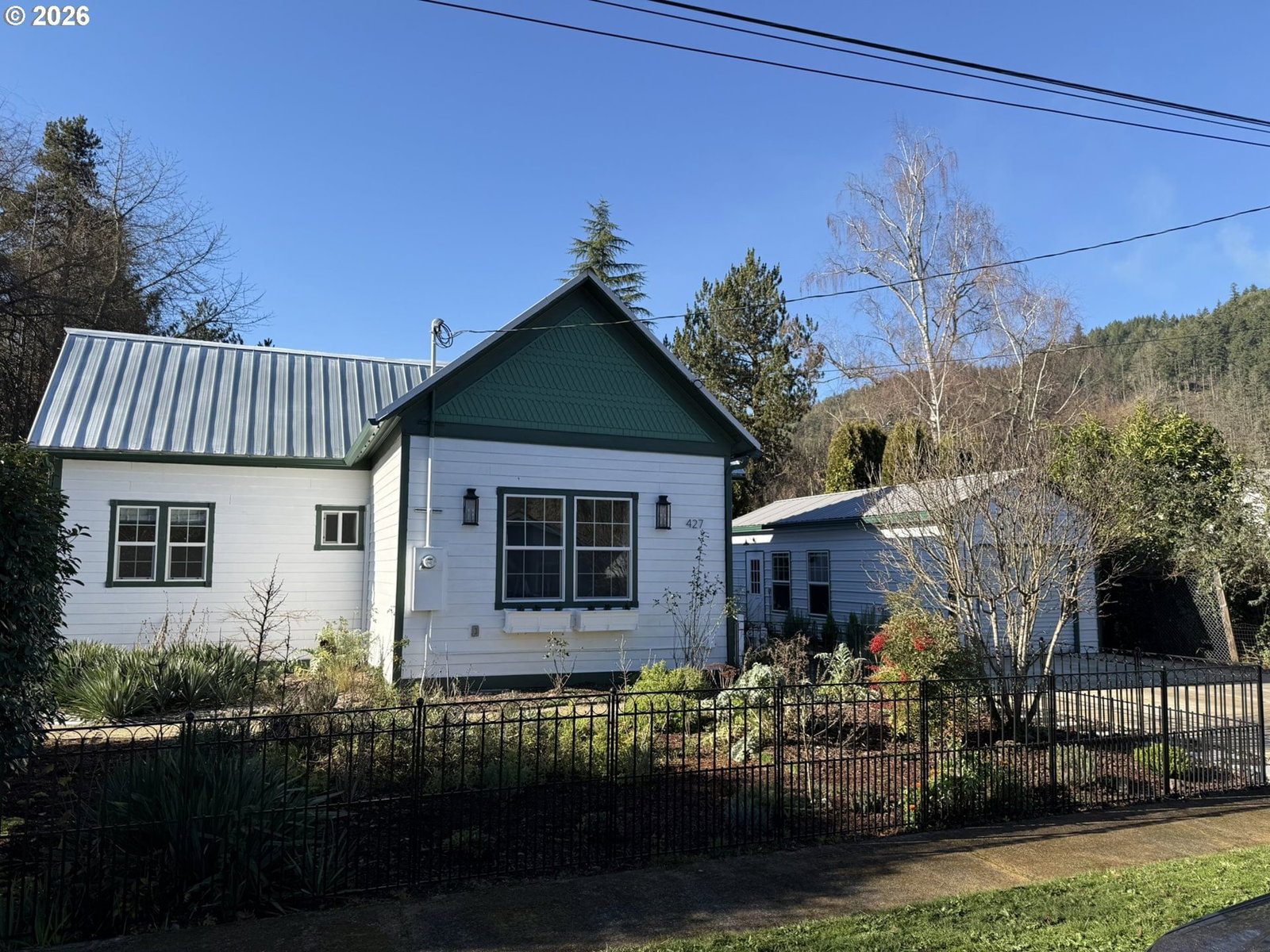 Primary listing photo, 427 DATE ST, Drain, OR, 97435