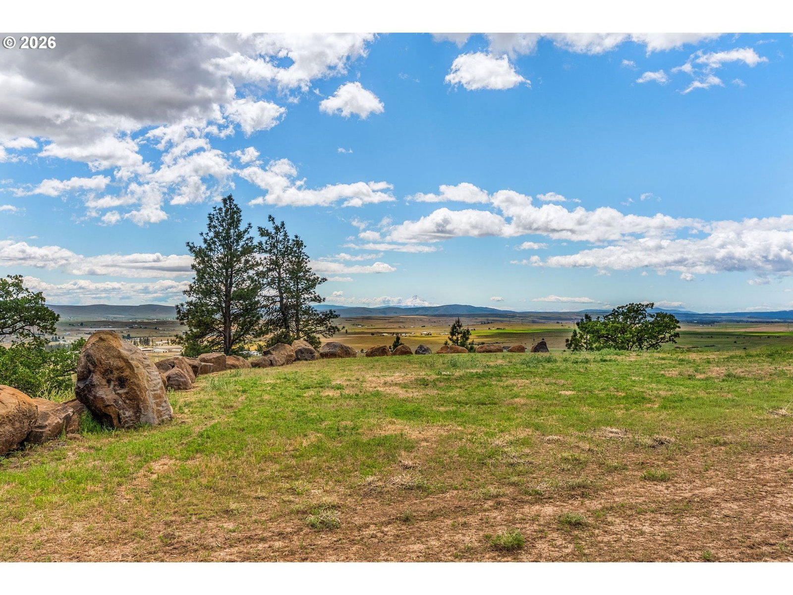 Primary listing photo, 125 EAGLE DR #18/19, Goldendale, WA, 98620