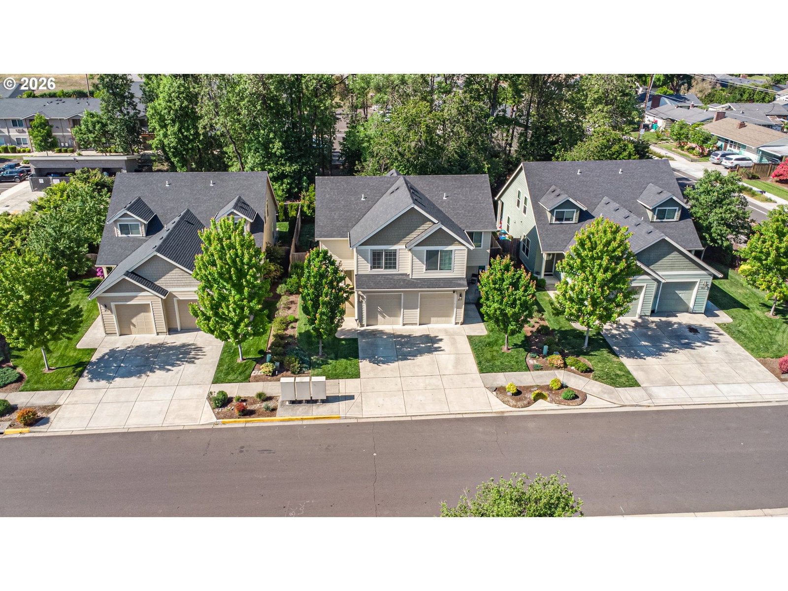 Listing photo 1 of 6