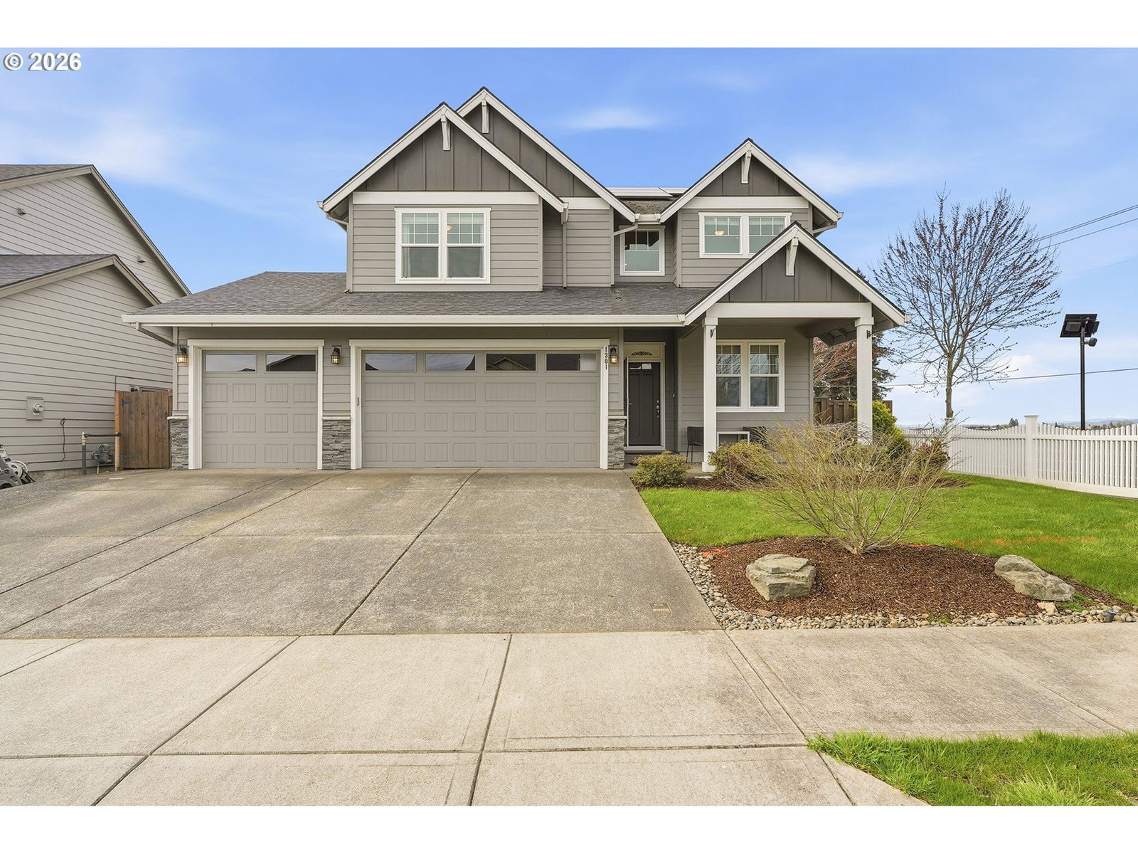 Primary listing photo, 1301 Sunflower ST, Woodburn, OR, 97071
