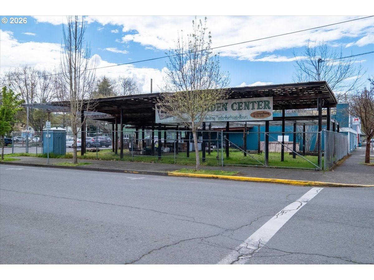 Primary listing photo, 1211 LONG ST, Sweet Home, OR, 97386