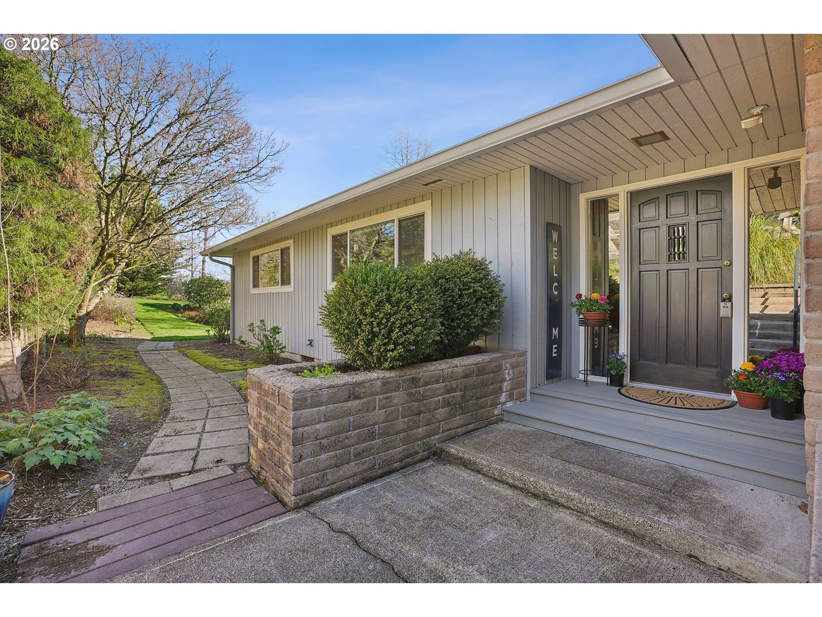 Primary listing photo, 12202 SE GUILFORD DR, Milwaukie, OR, 97222