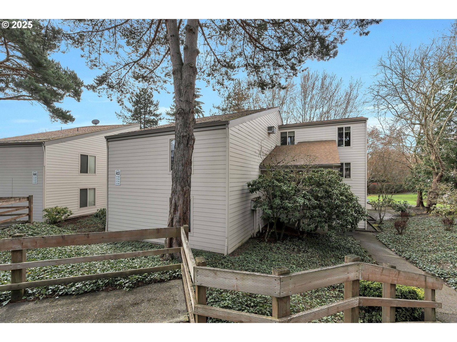 Primary listing photo, 11746 SW BOONES BEND DR, Beaverton, OR, 97008