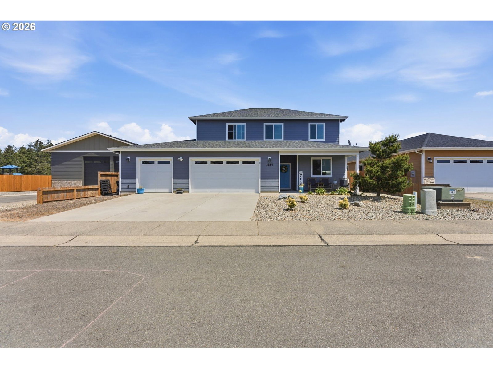 Primary listing photo, 1857 Cabezon CT, North Bend, OR, 97459