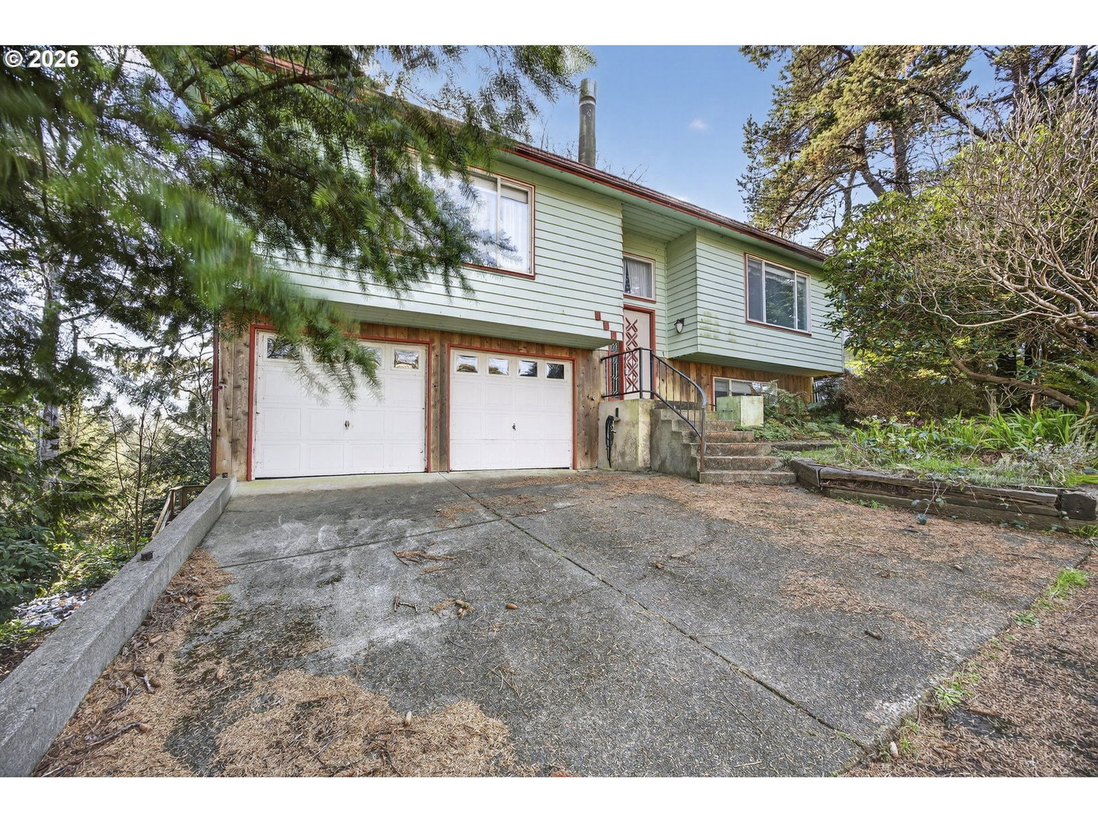 Primary listing photo, 165 SE ROSE ST, Waldport, OR, 97394