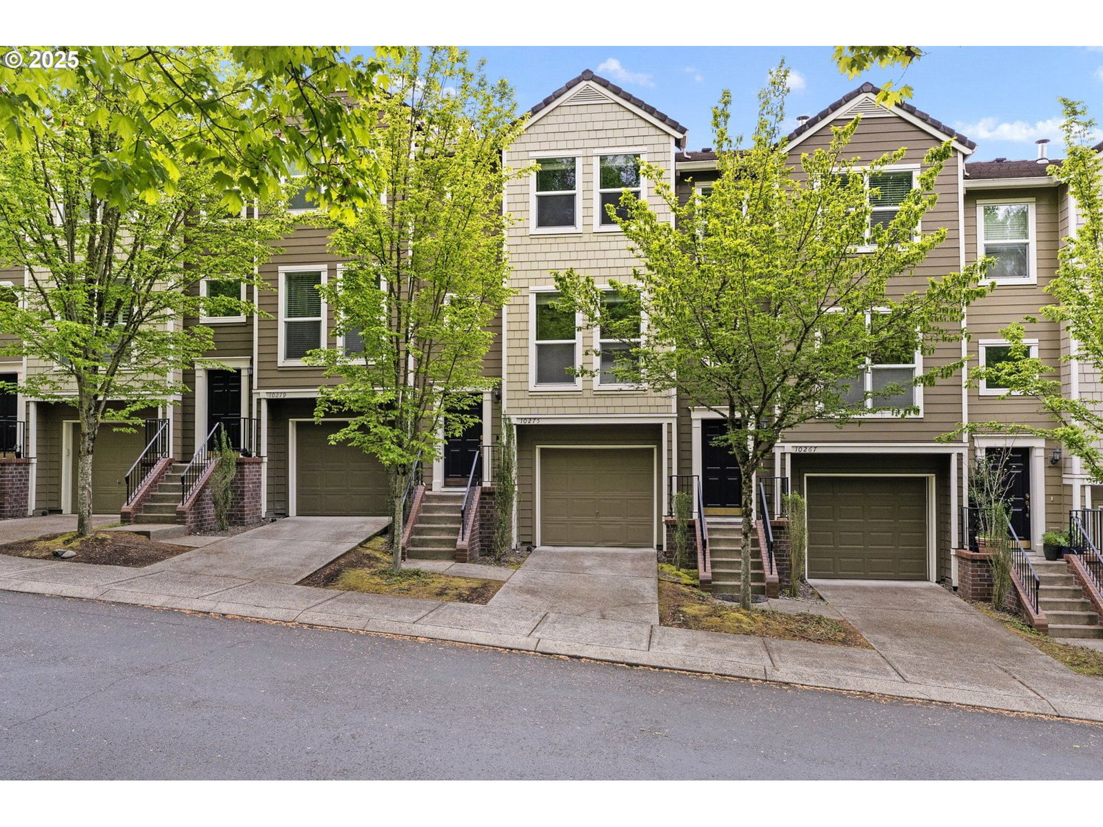 Primary listing photo, 10275 NW WILSHIRE LN, Portland, OR, 97229