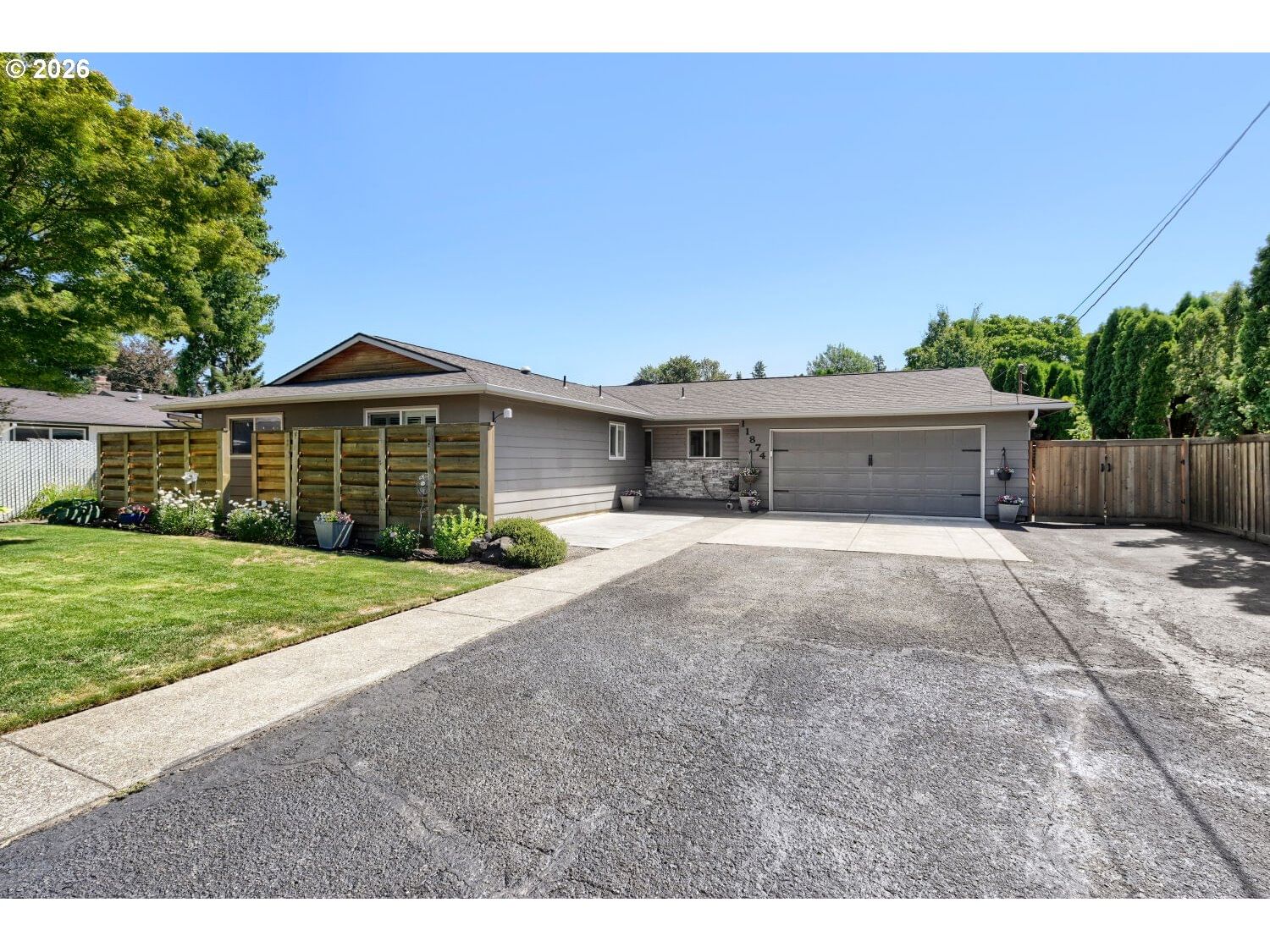 Primary listing photo, 11874 SE LINWOOD AVE, Milwaukie, OR, 97222