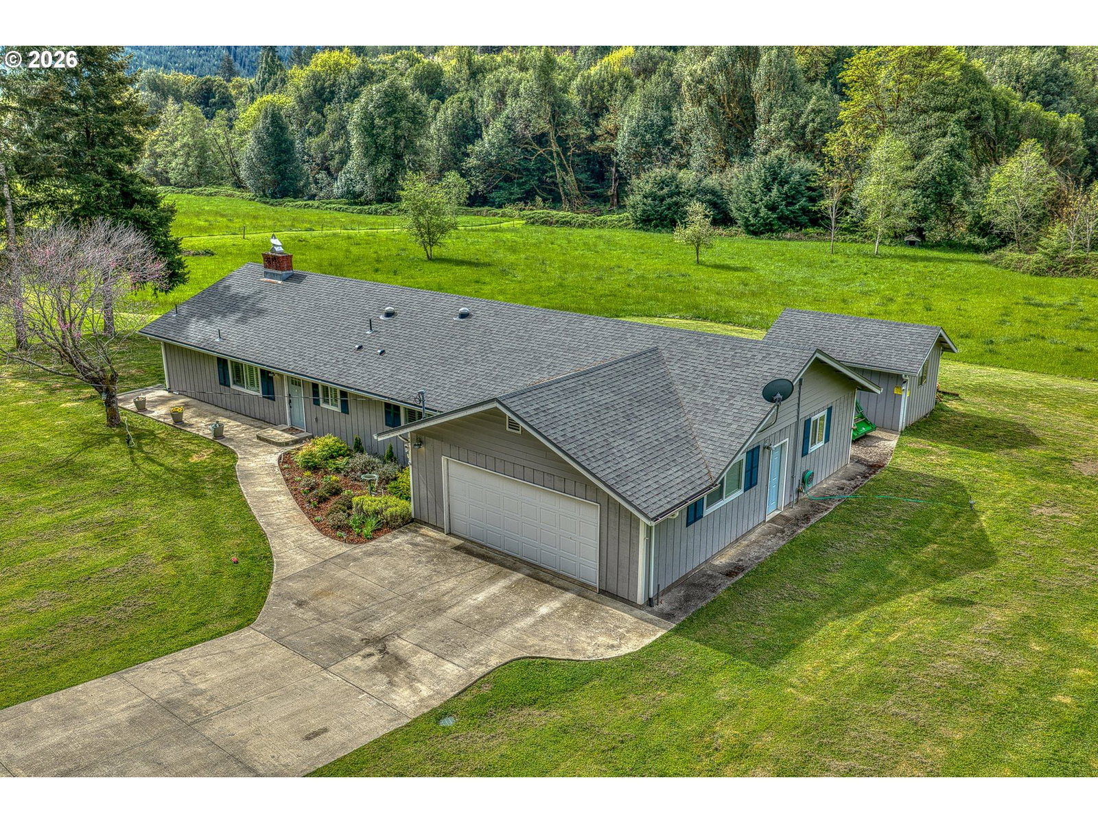Primary listing photo, 99554 LONE PINE LN, Myrtle Point, OR, 97458