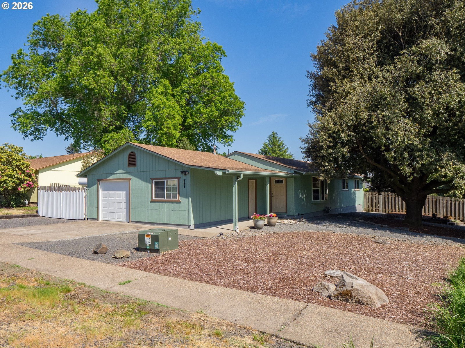 Primary listing photo, 791 SW LINDEN LN, Dundee, OR, 97115