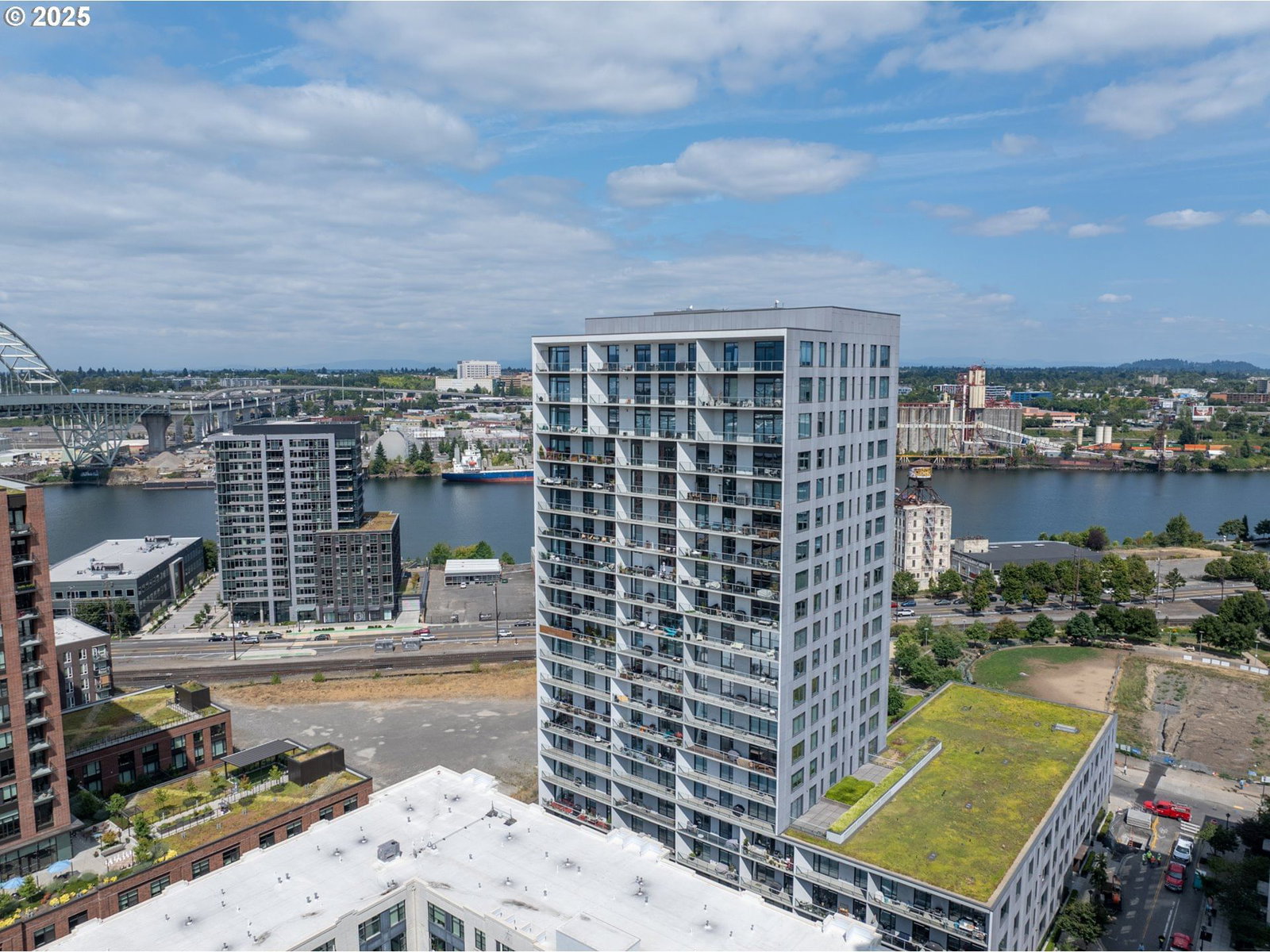 Primary listing photo, 1150 NW QUIMBY ST #1712, Portland, OR, 97209
