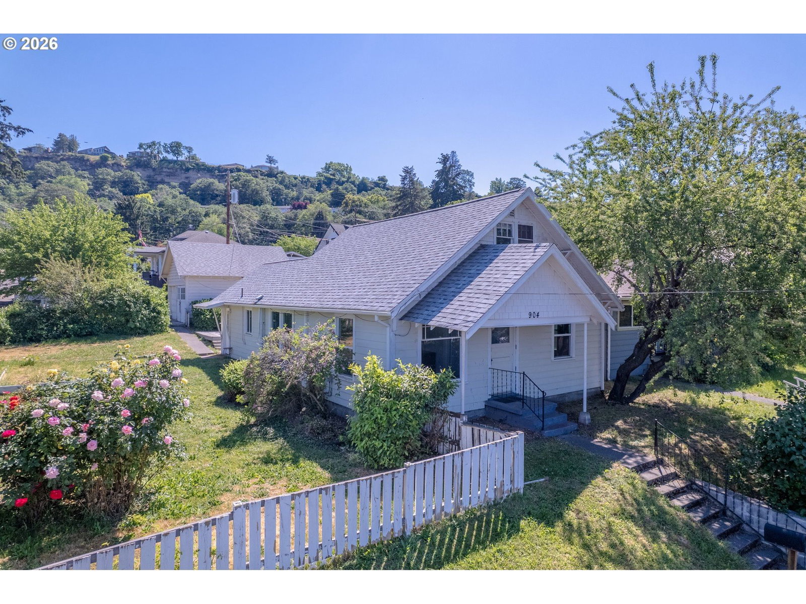 Primary listing photo, 904 E 14TH ST, The Dalles, OR, 97058