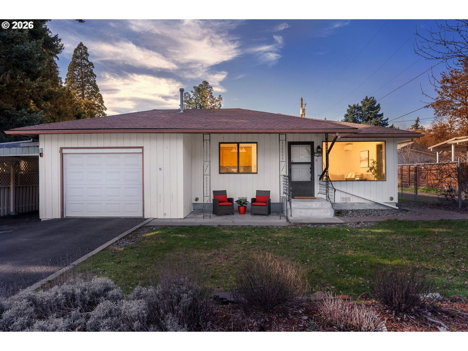 Primary listing photo, 756 NE FIELDS AVE, White Salmon, WA, 98672
