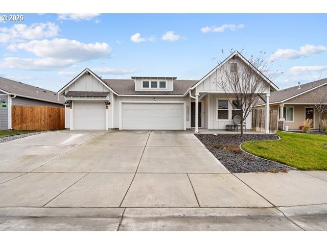 Primary listing photo, 594 E TEMPLETON AVE, Hermiston, OR, 97838