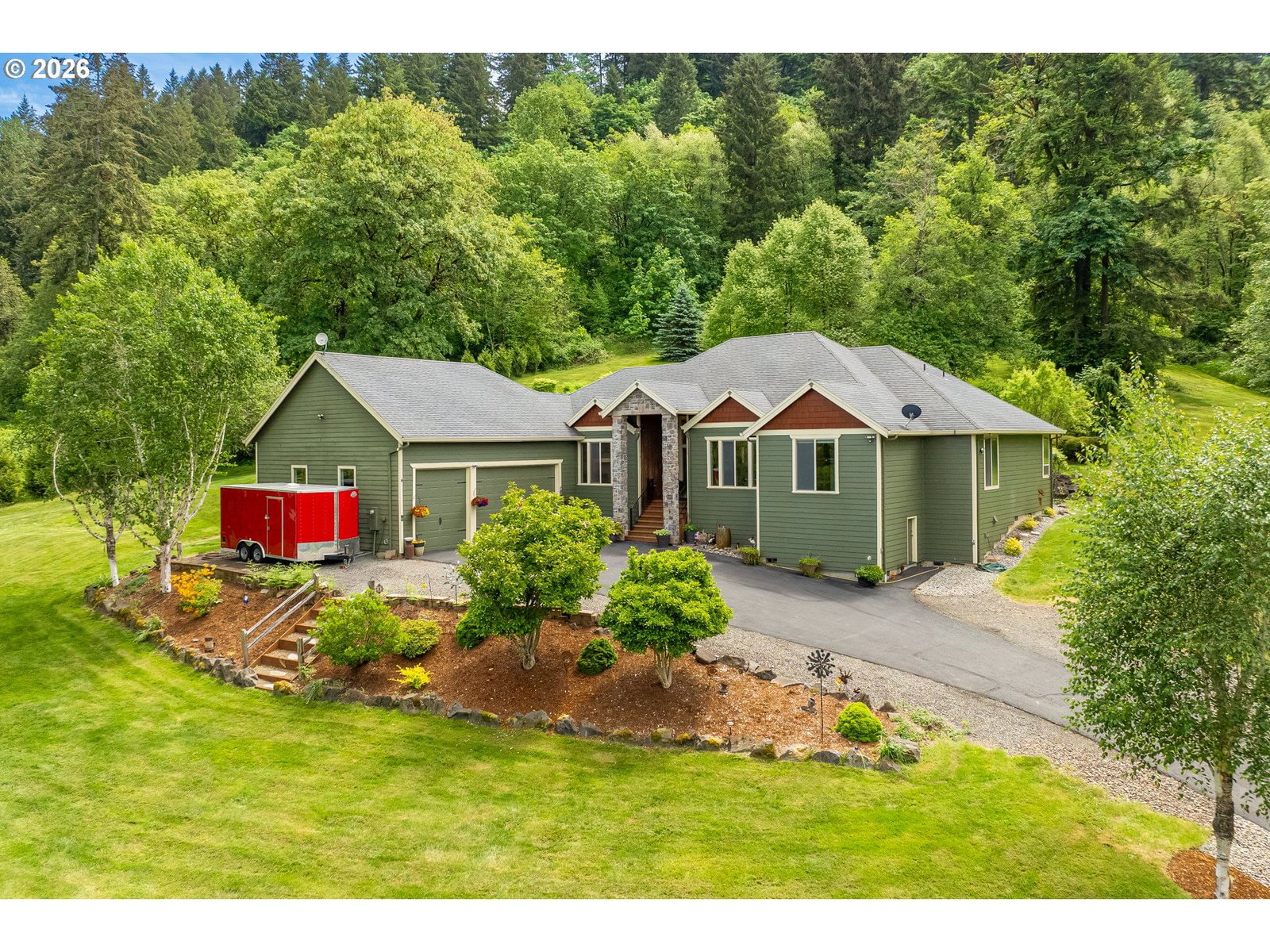 Listing photo 1 of 6