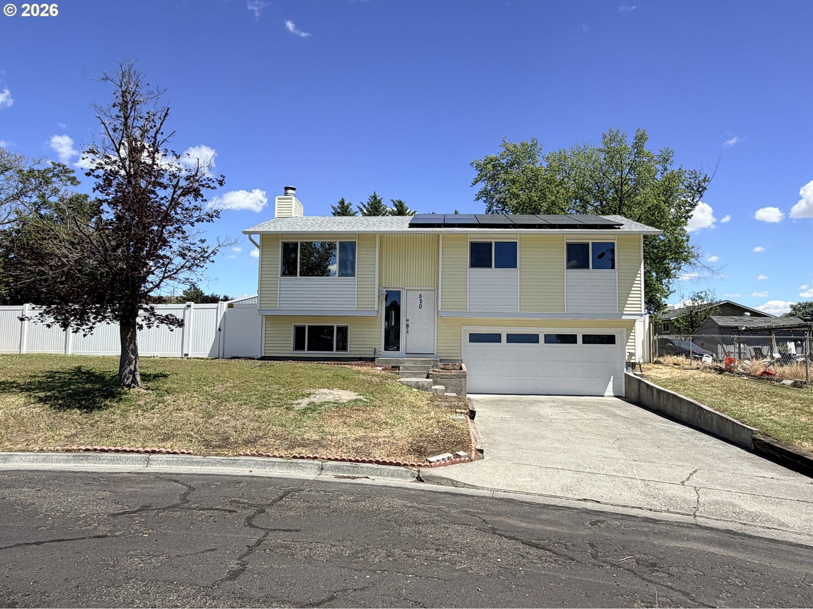 Listing photo 1 of 6