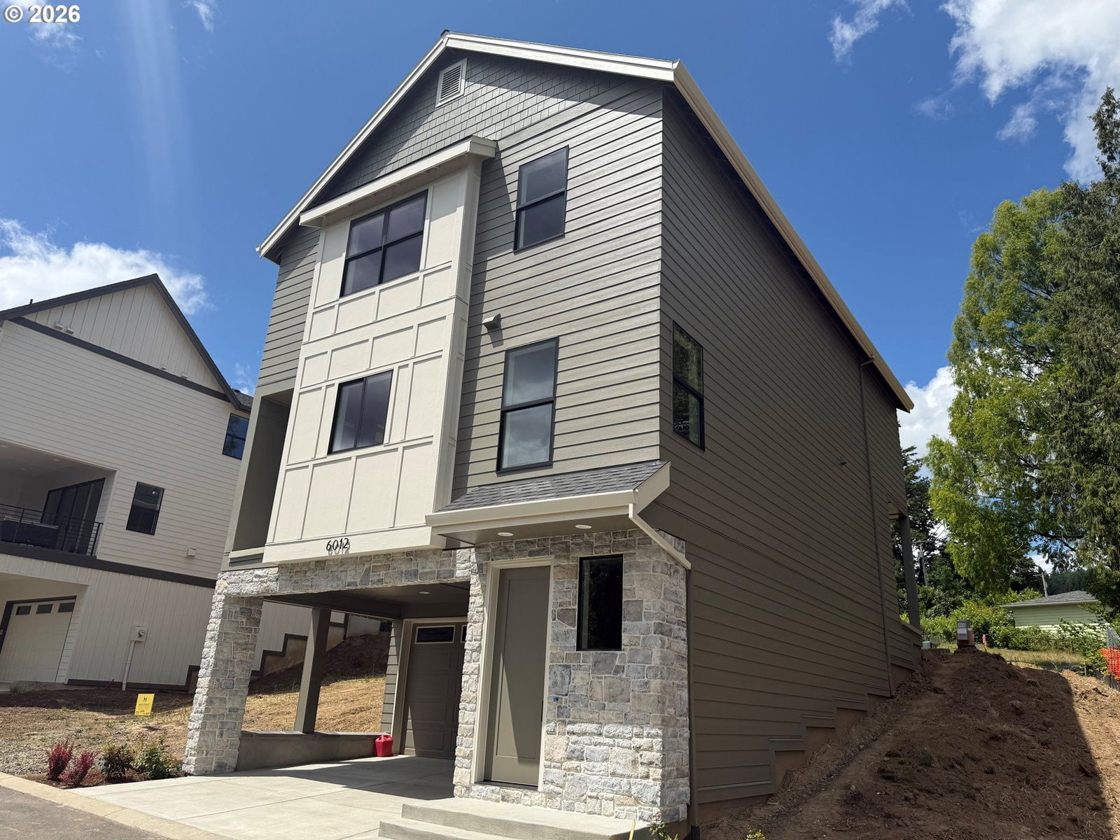 Primary listing photo, 6012 SW 18th DR, Portland, OR, 97239