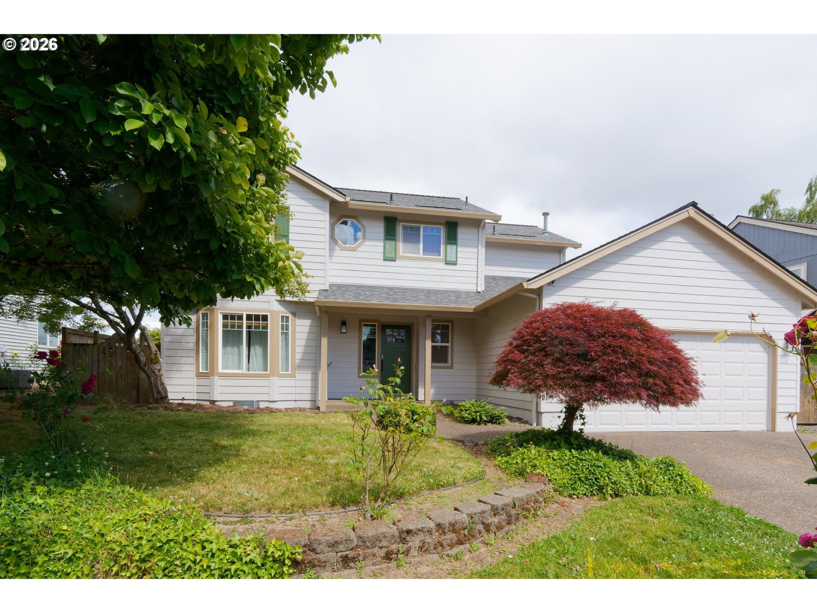 Listing photo 1 of 6