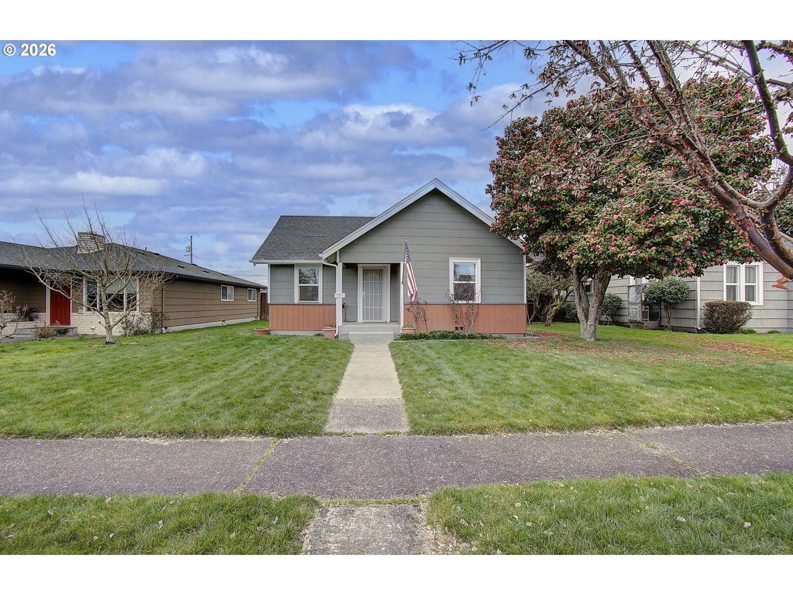 Primary listing photo, 551 19TH AVE, Longview, WA, 98632