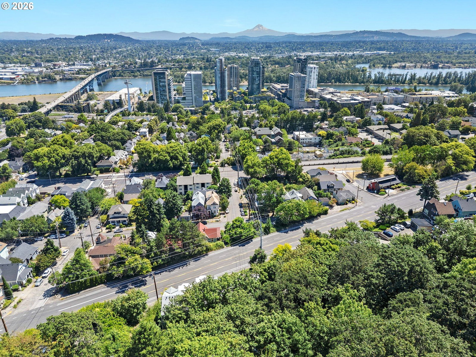 Listing photo 5 of 41, 3473 SW BARBUR BLVD #12, Portland, OR, 97239
