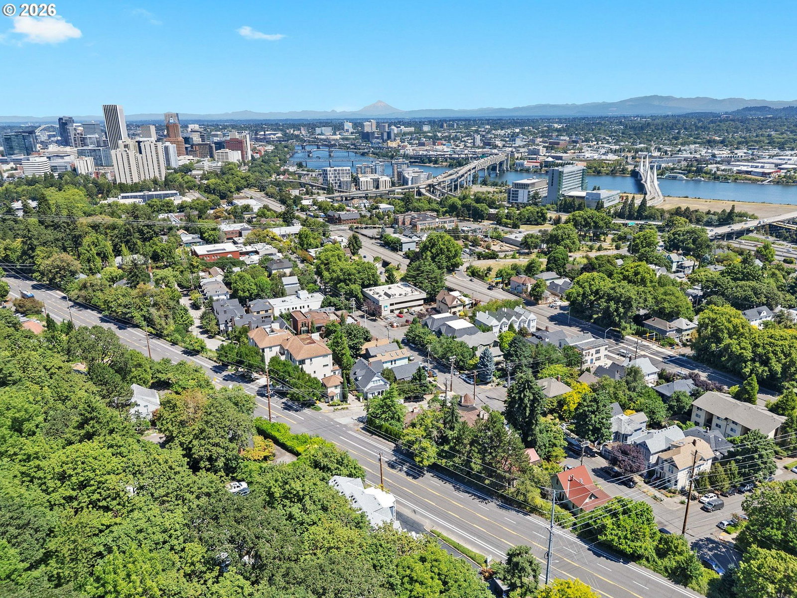 Listing photo 4 of 41, 3473 SW BARBUR BLVD #12, Portland, OR, 97239