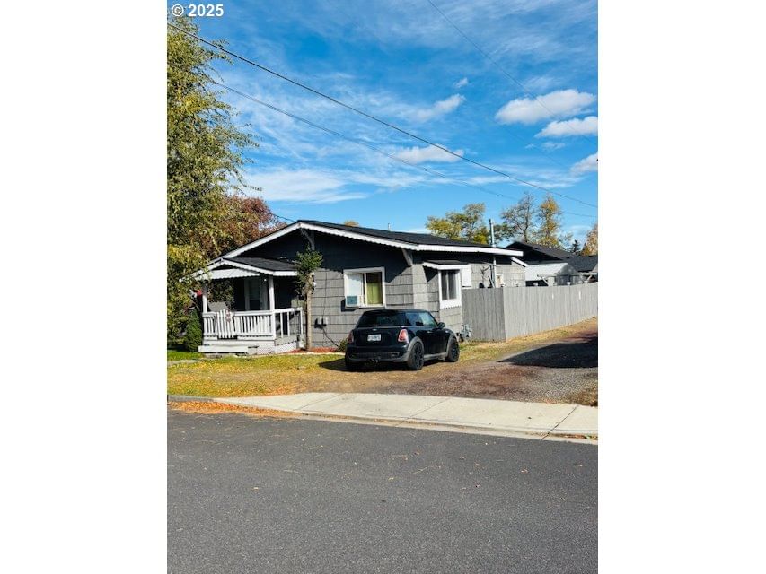 Primary listing photo, 432 NW 10TH ST, Redmond, OR, 97756
