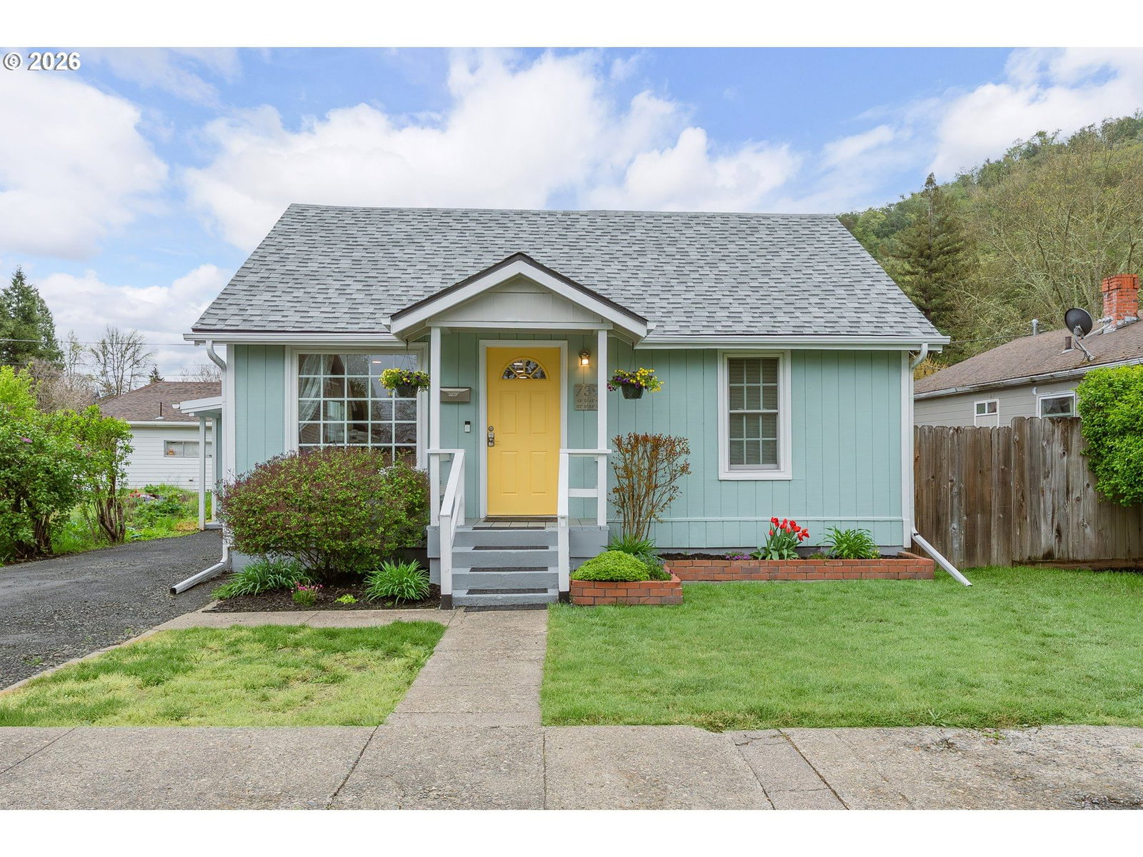 Primary listing photo, 739 W WHARTON ST, Roseburg, OR, 97471