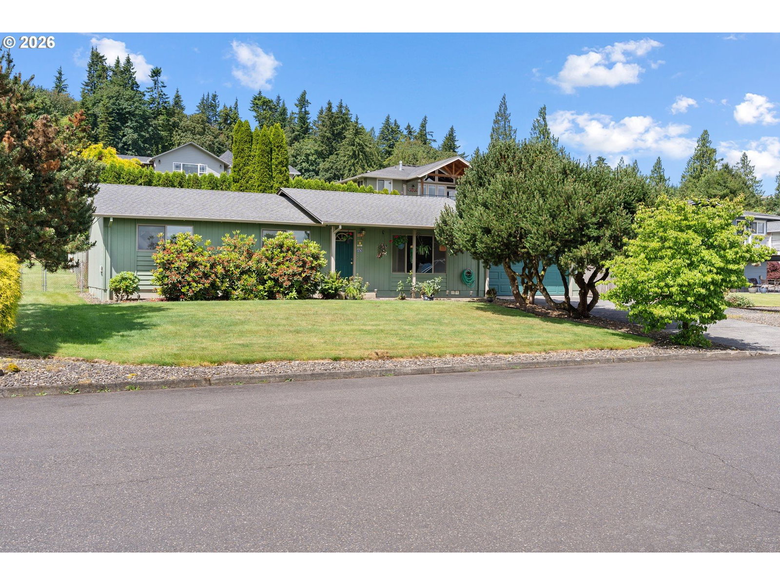 Listing photo 1 of 6