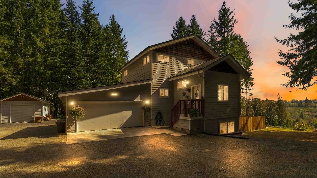 125 WHIPPOORWILL LN