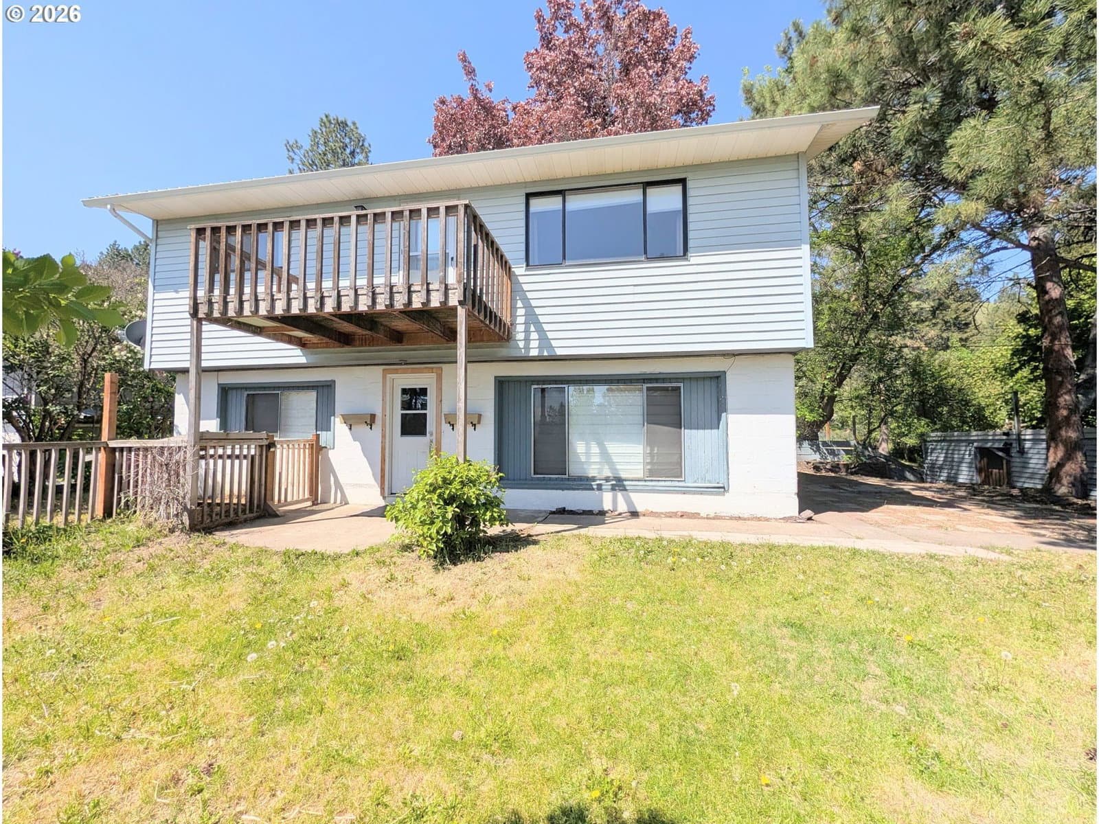 Listing photo 1 of 6