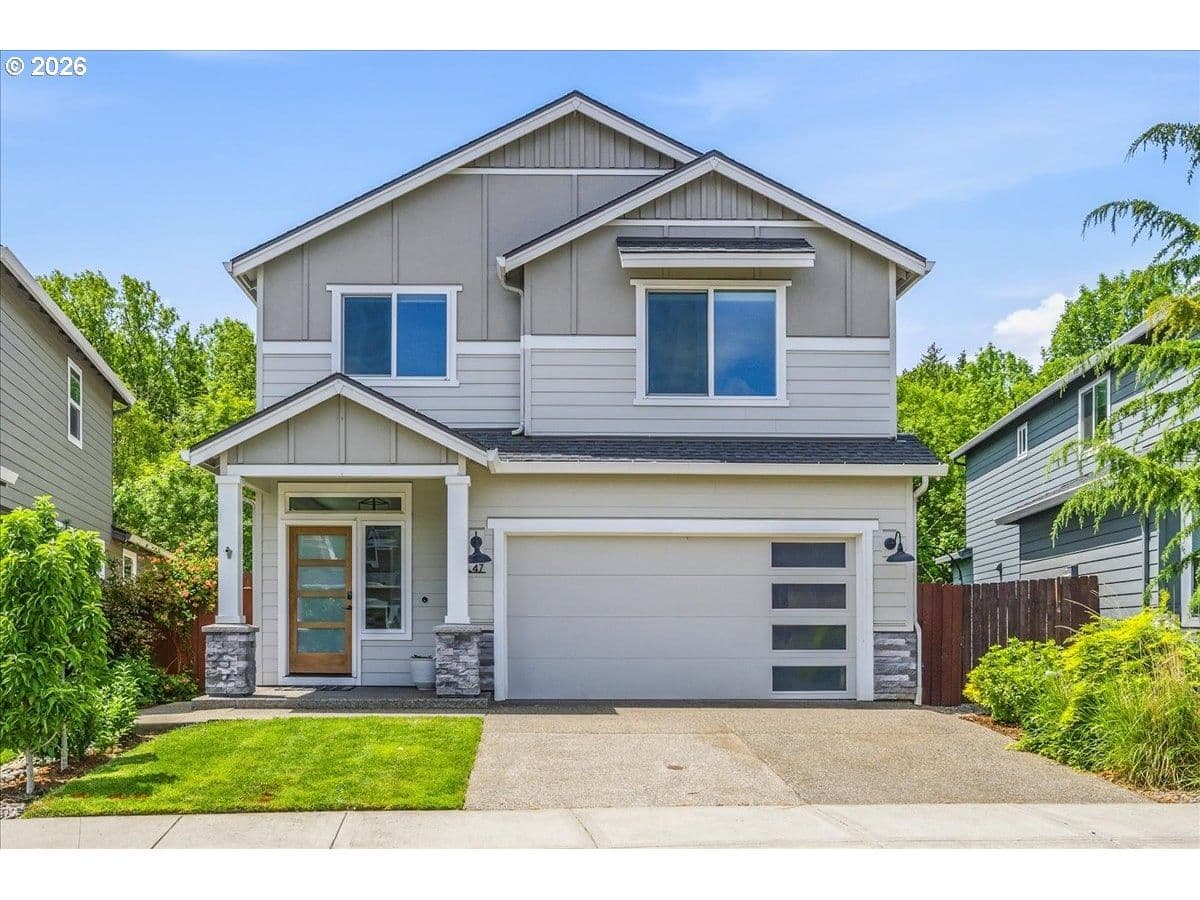 47 S 39TH DR