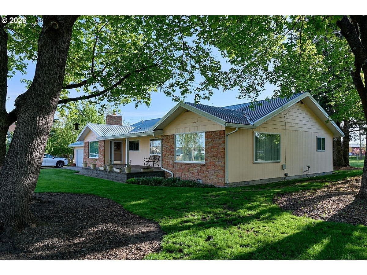 Primary listing photo, 502 N LAKE ST, Joseph, OR, 97846